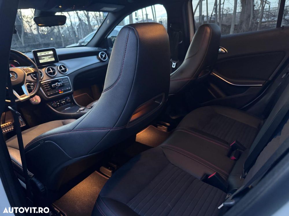 Mercedes-Benz GLA 250 4MATIC Aut. - 11