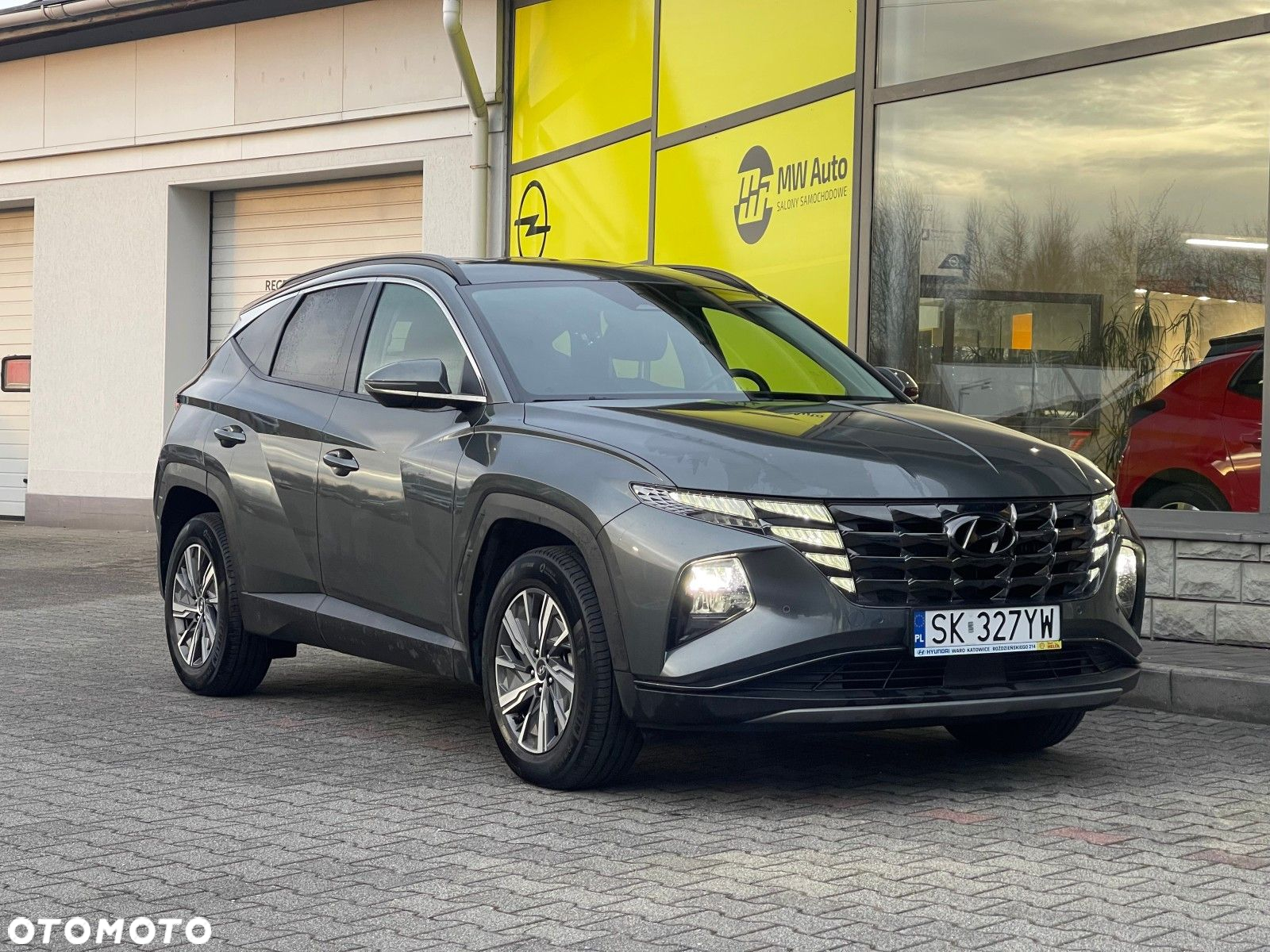 Hyundai Tucson - 2
