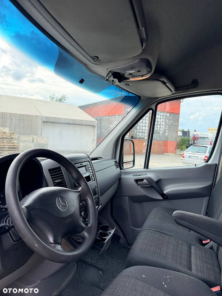 Mercedes-Benz SPRINTER - 5