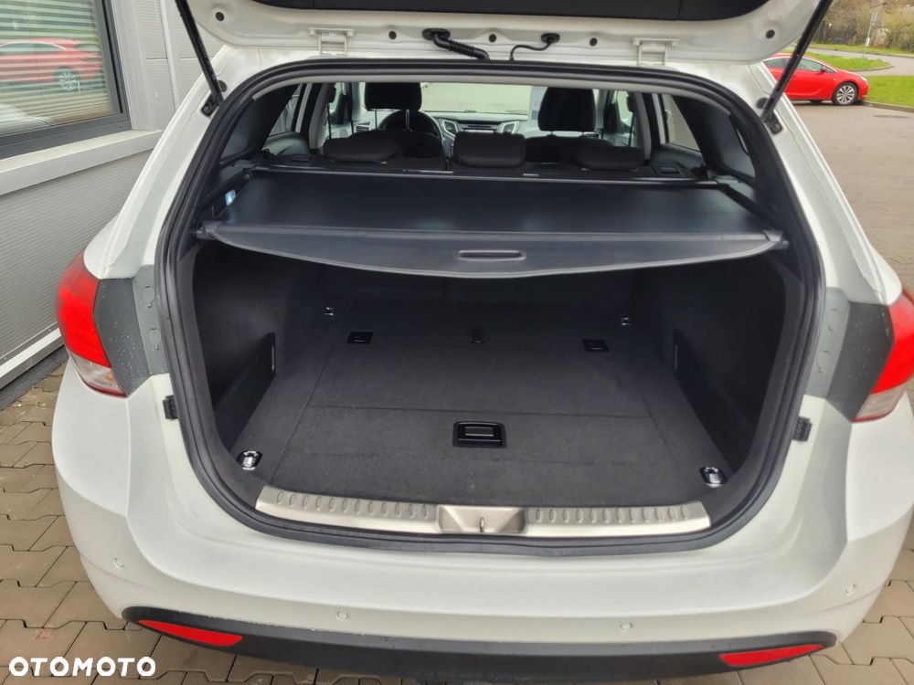 Hyundai i40 1.6 GDI Comfort - 28