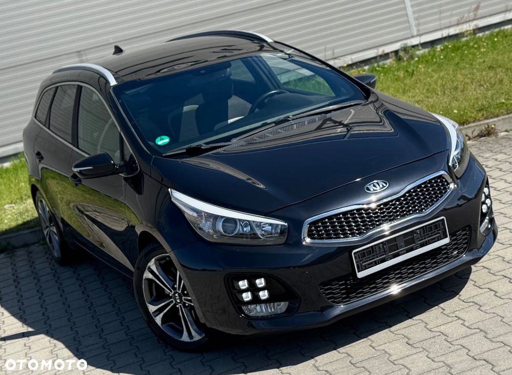 Kia Ceed 1.6 CRDi GT Line - 38