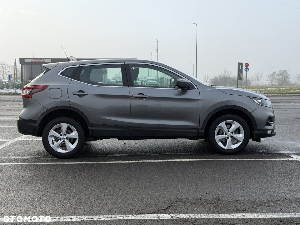 Nissan Qashqai - 4