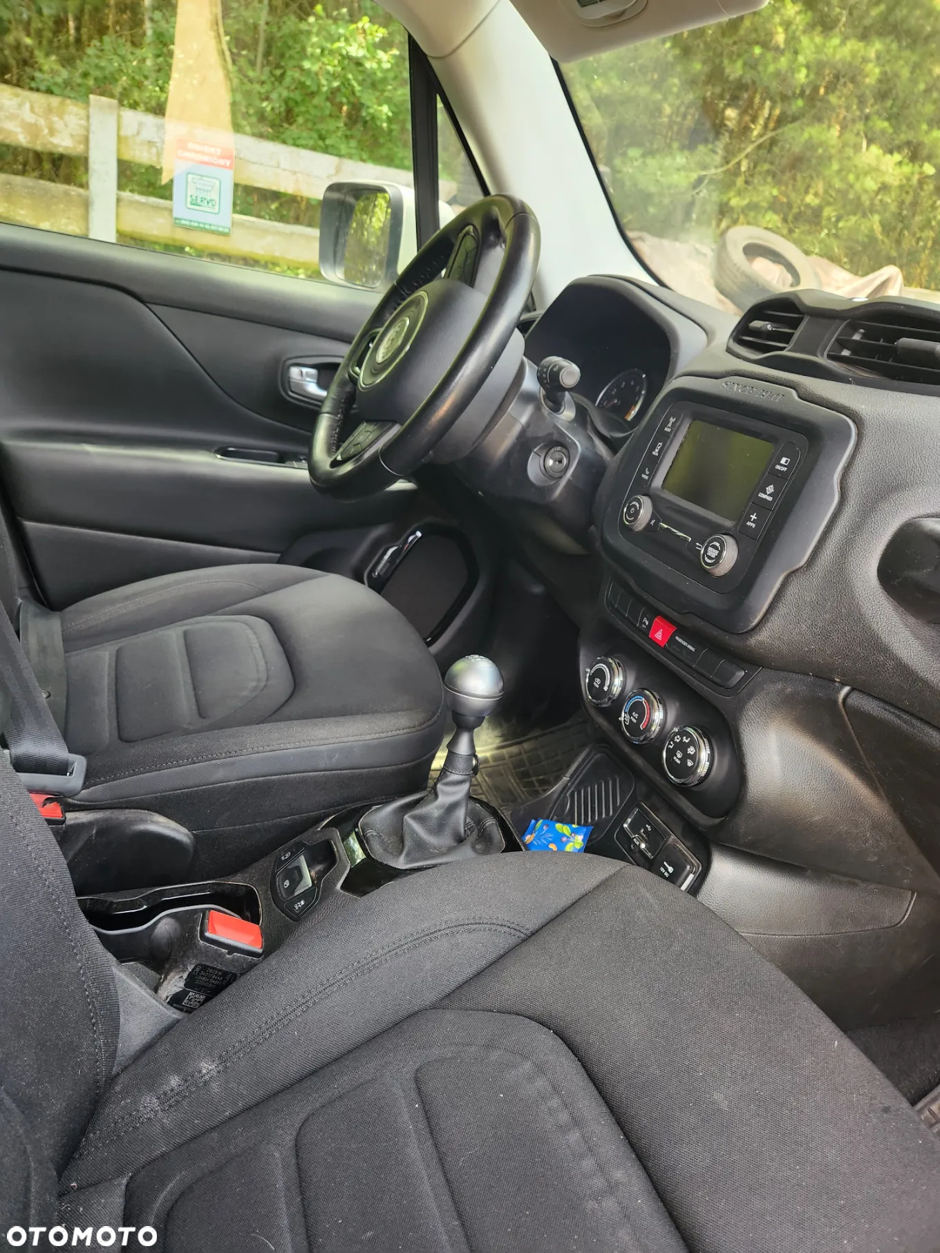 Jeep Renegade - 2