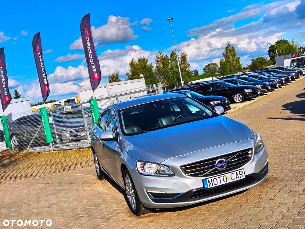 Volvo S60 D2 Drive-E Momentum - 23