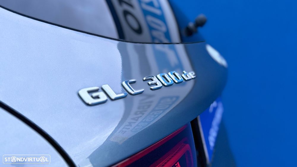 Mercedes-Benz GLC 300 de 4Matic 9G-TRONIC AMG Line Plus - 11