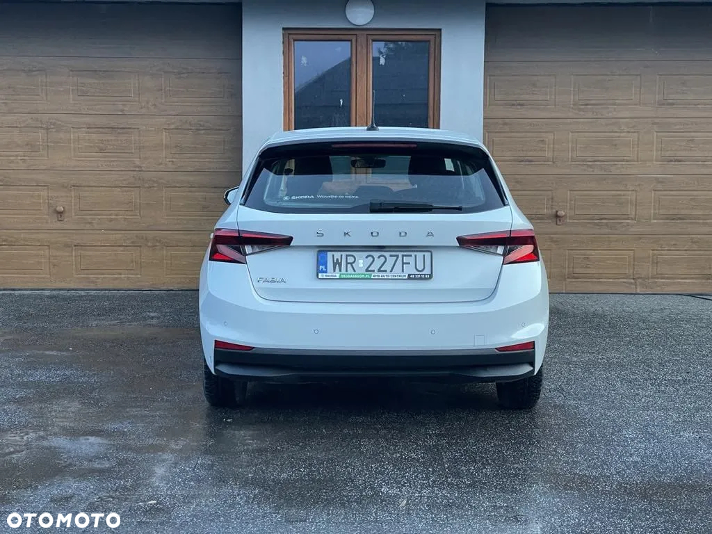 Skoda Fabia - 6