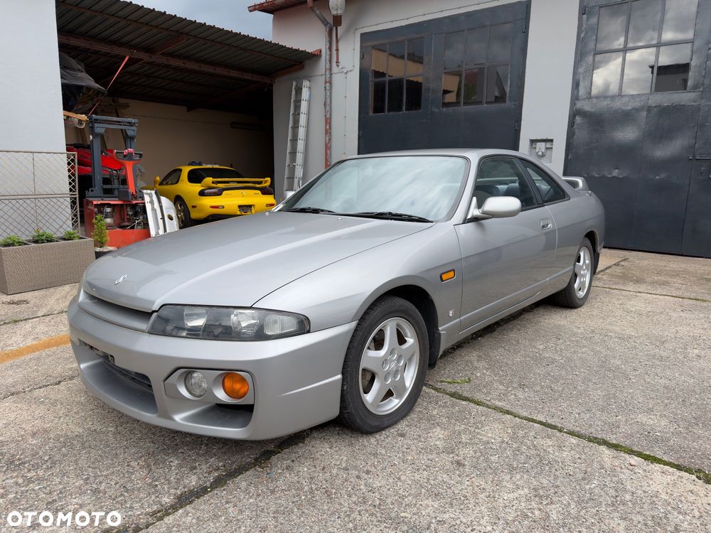 Nissan Skyline - 8