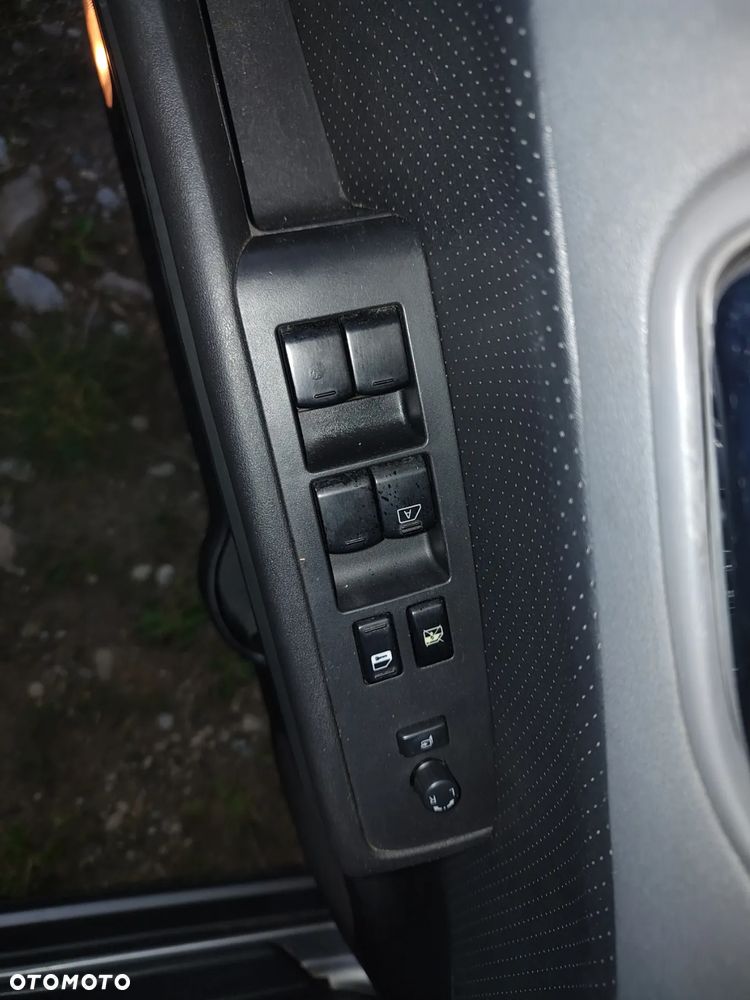 Nissan X-Trail - 17