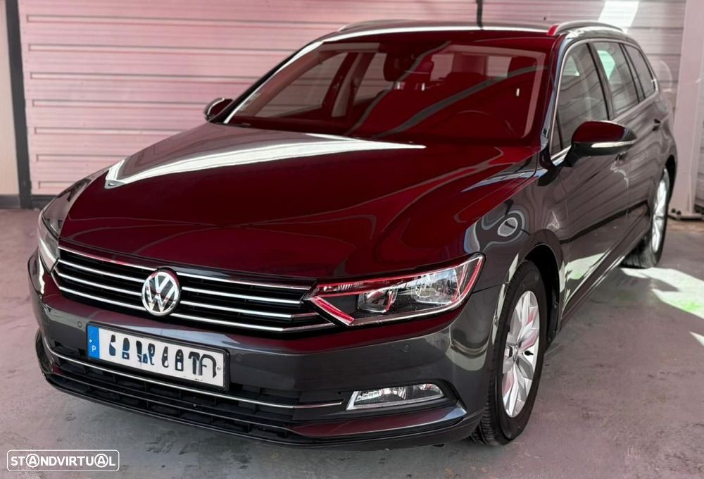 VW Passat 1.6 TDI DSG - 1