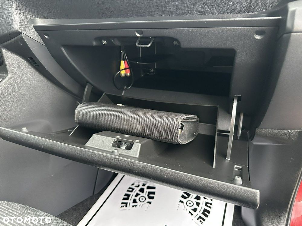 Mazda 5 - 10
