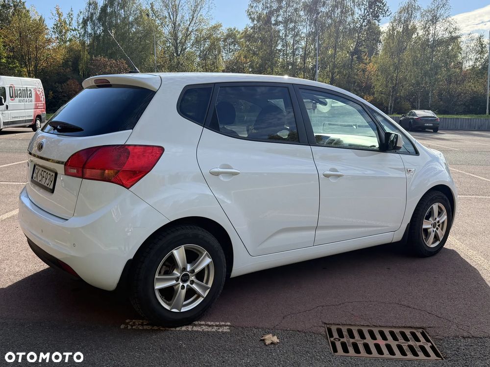 Kia Venga 2016 photo 5