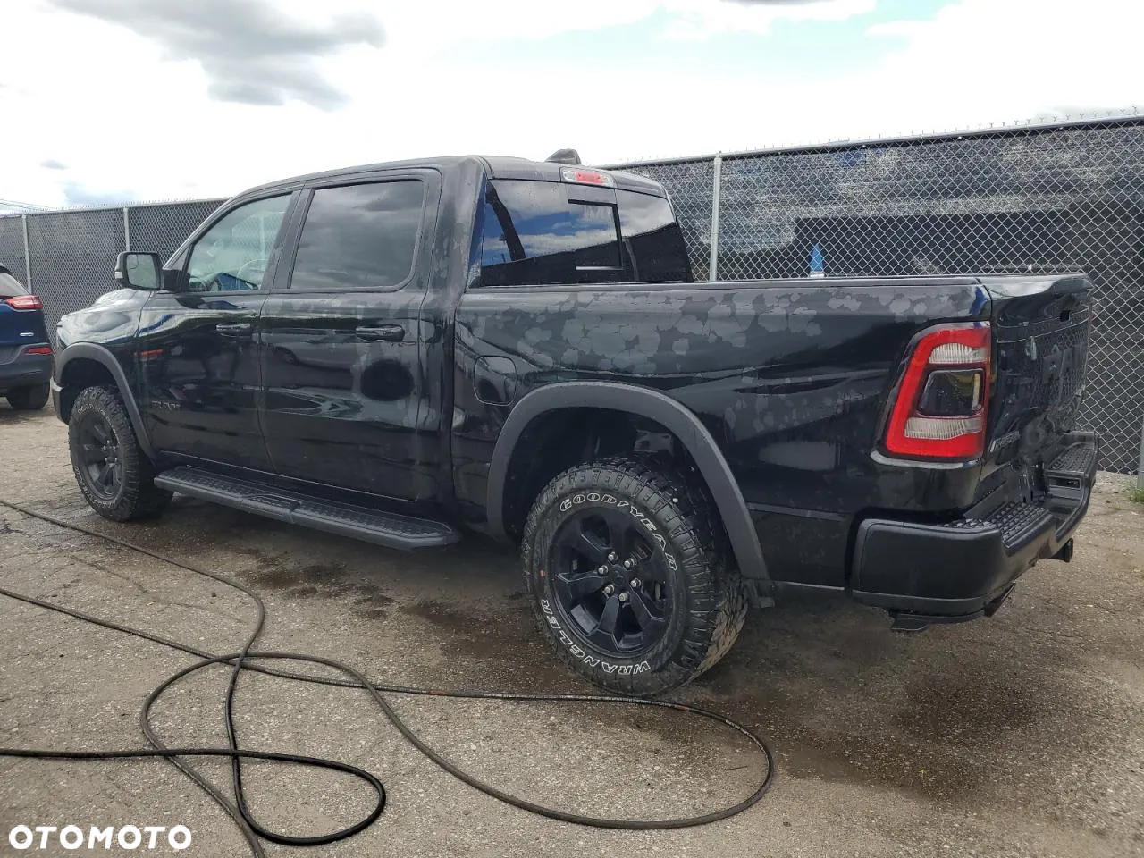 Dodge RAM 1500 5.7 4x4 - 3