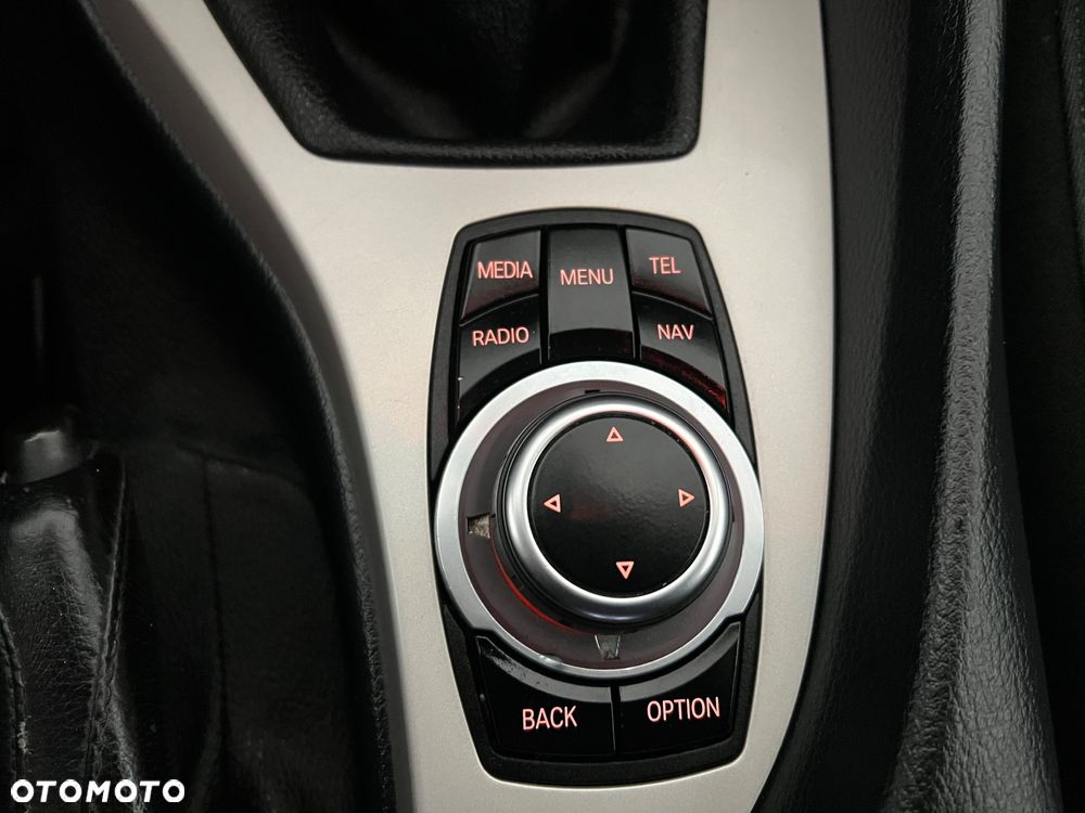 BMW X1 sDrive16d xLine - 39