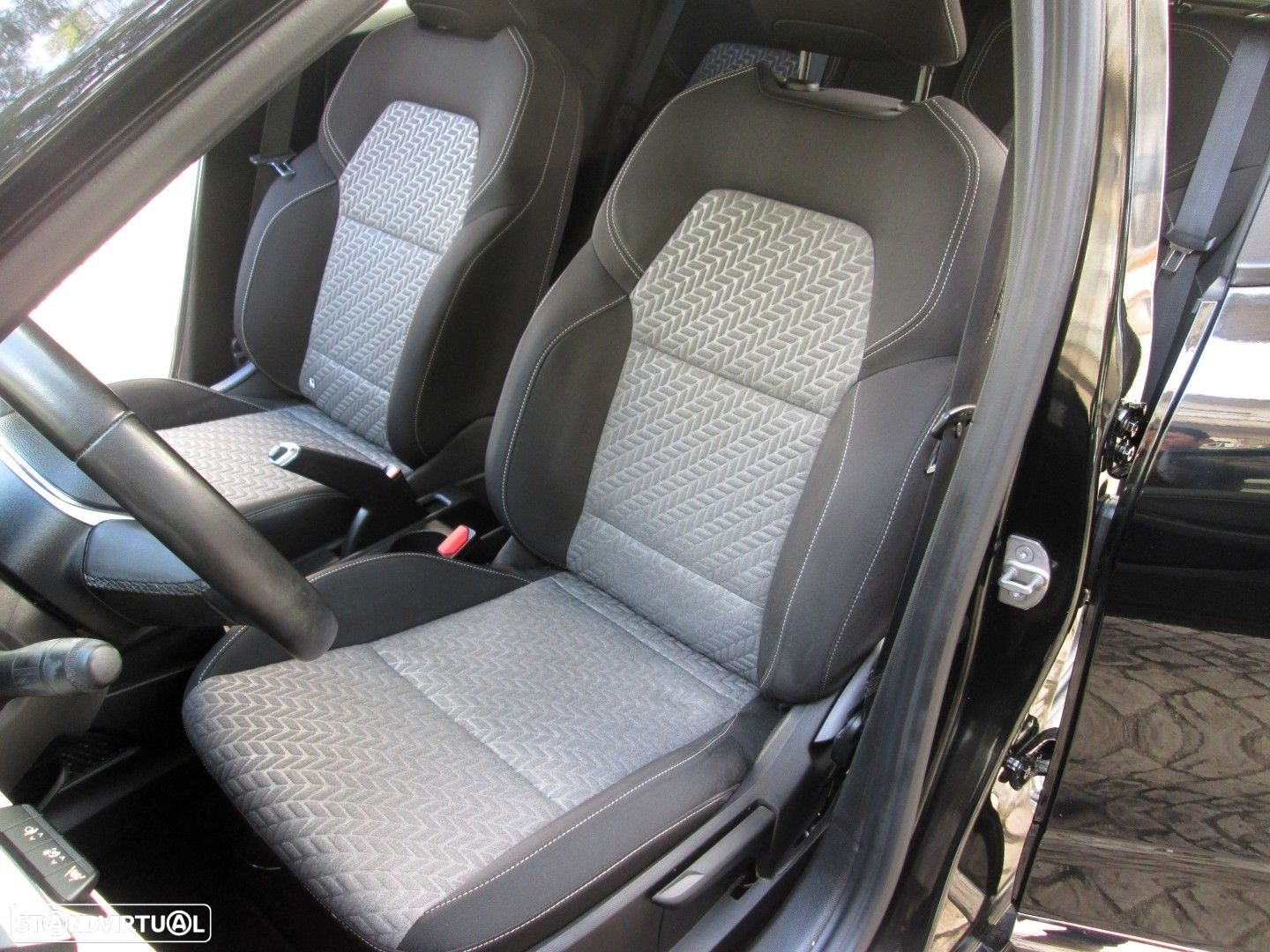 Renault Clio 1.0 TCe Evolution Bi-Fuel - 22