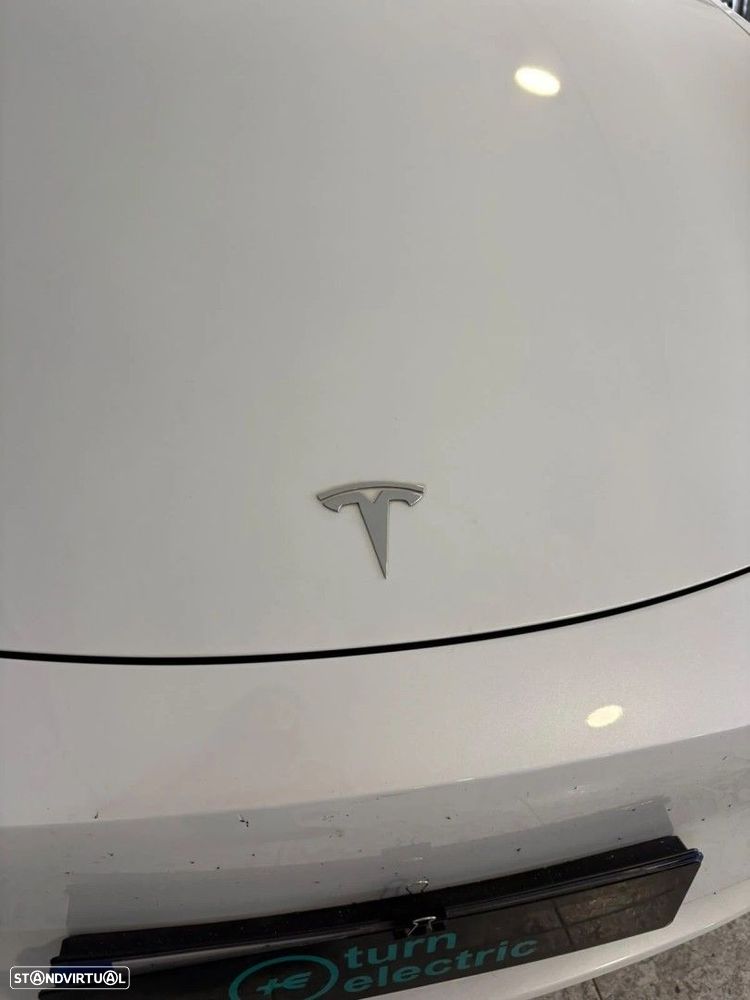 Tesla Model Y 2023 photo 5