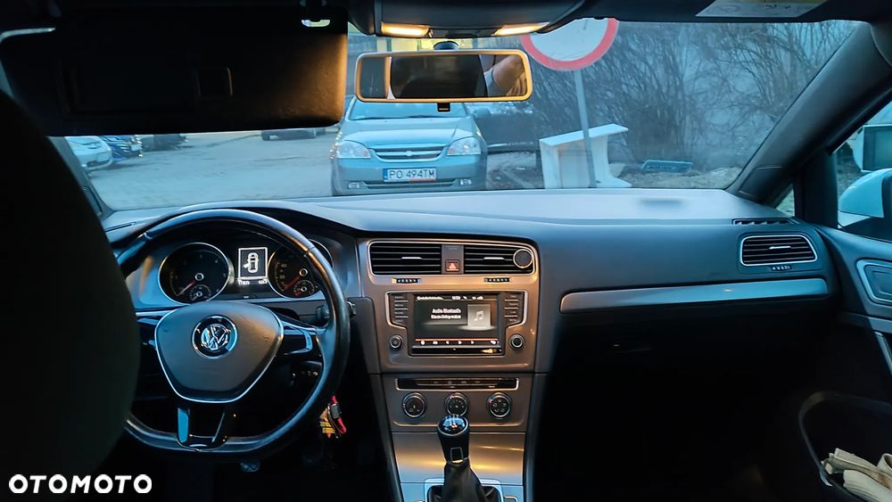 Volkswagen Golf 1.6 TDI Trendline - 4