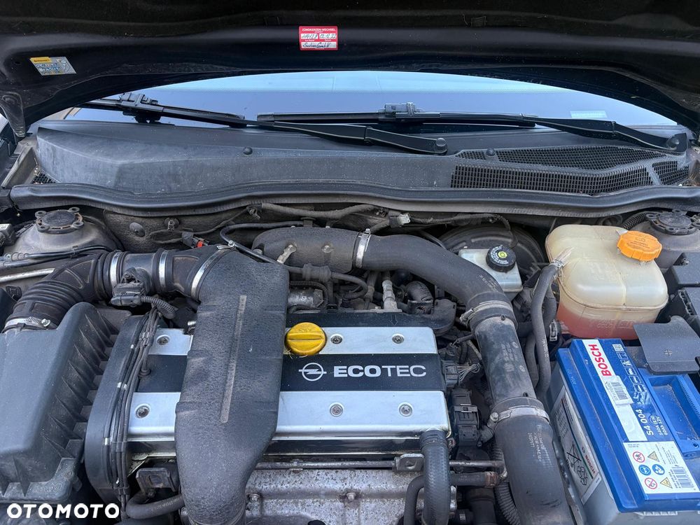Opel Astra 2.0 Turbo Edition - 15