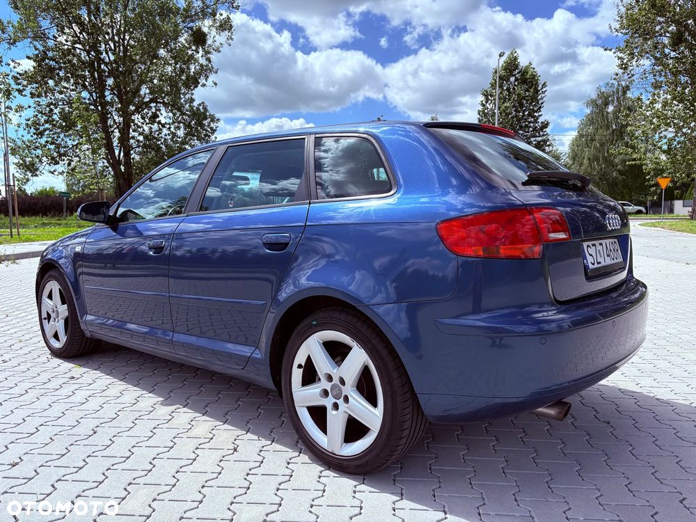 Audi A3 Sportback 1.6 FSI Ambition - 12