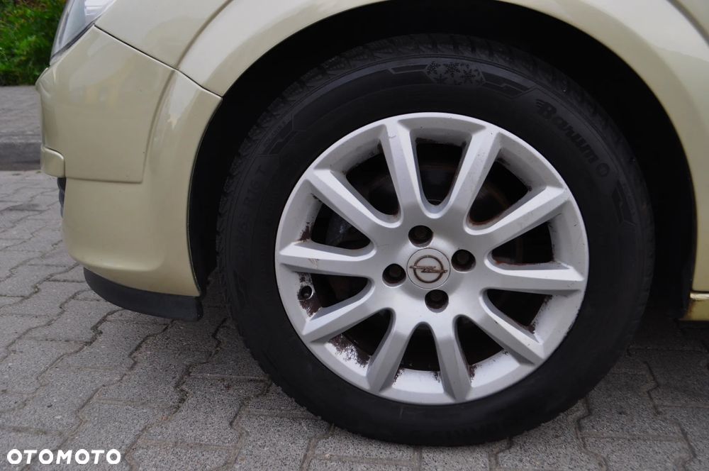 Opel Astra 1.6 Edition Plus - 28