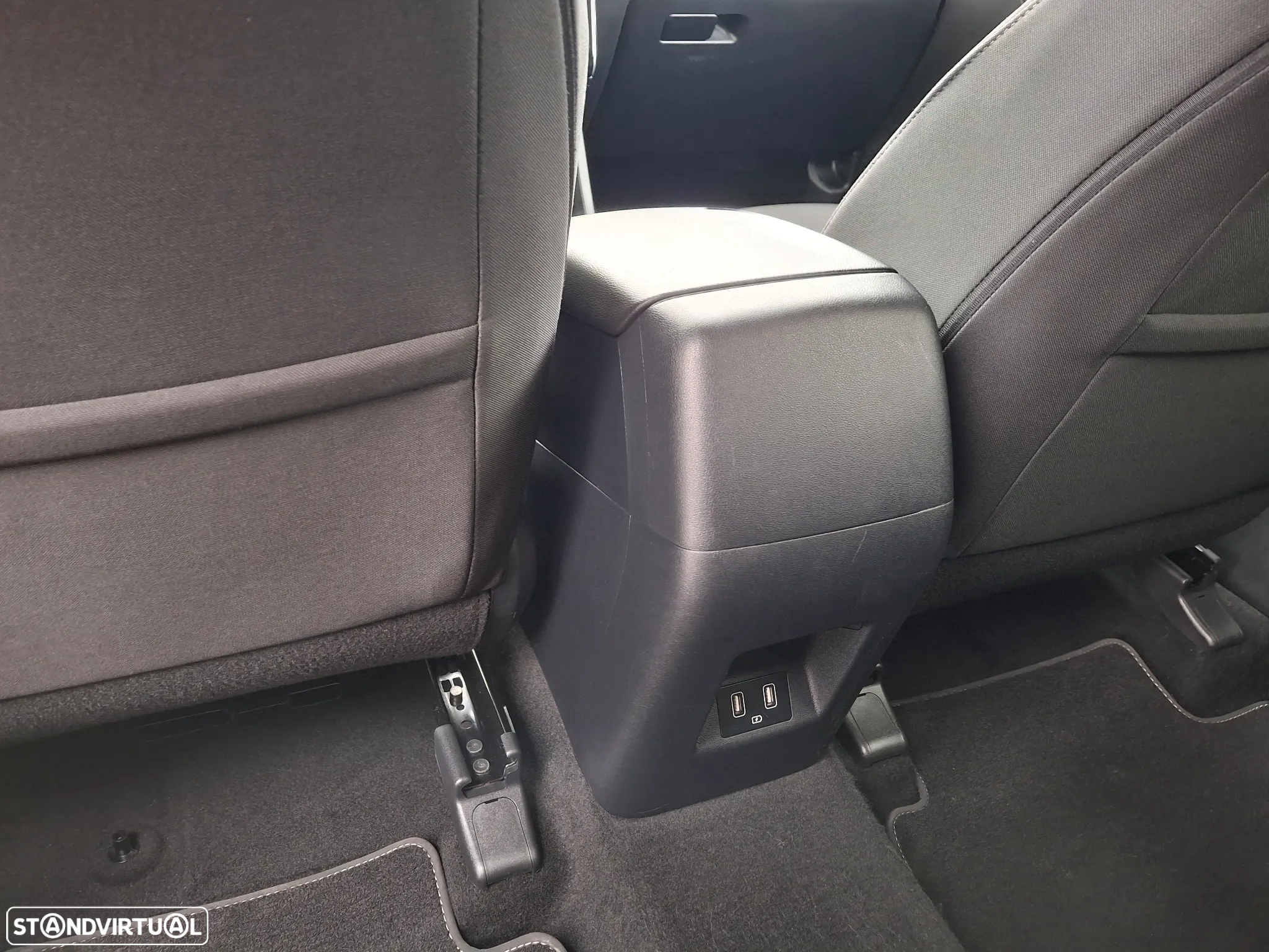 Hyundai Tucson 1.6 CRDi Premium - 7