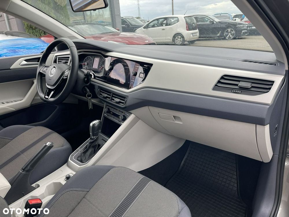 Volkswagen Polo - 9