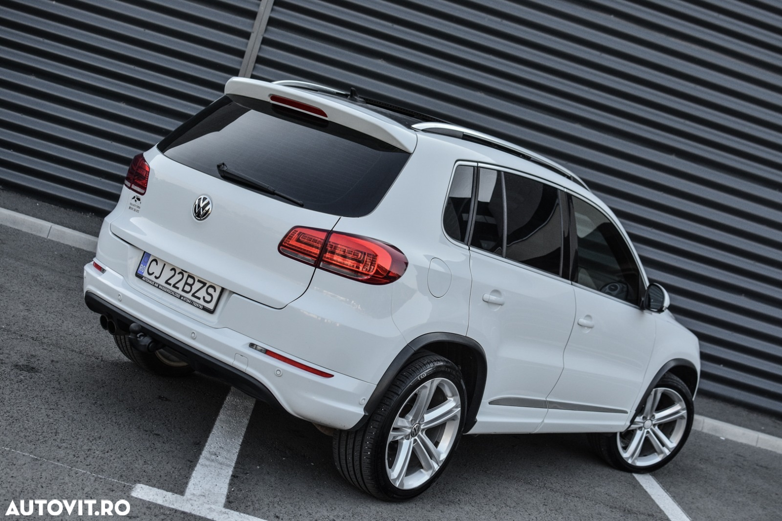 Volkswagen Tiguan 2.0 TDI DPF 4Motion BlueMotion Technology DSG Life - 17