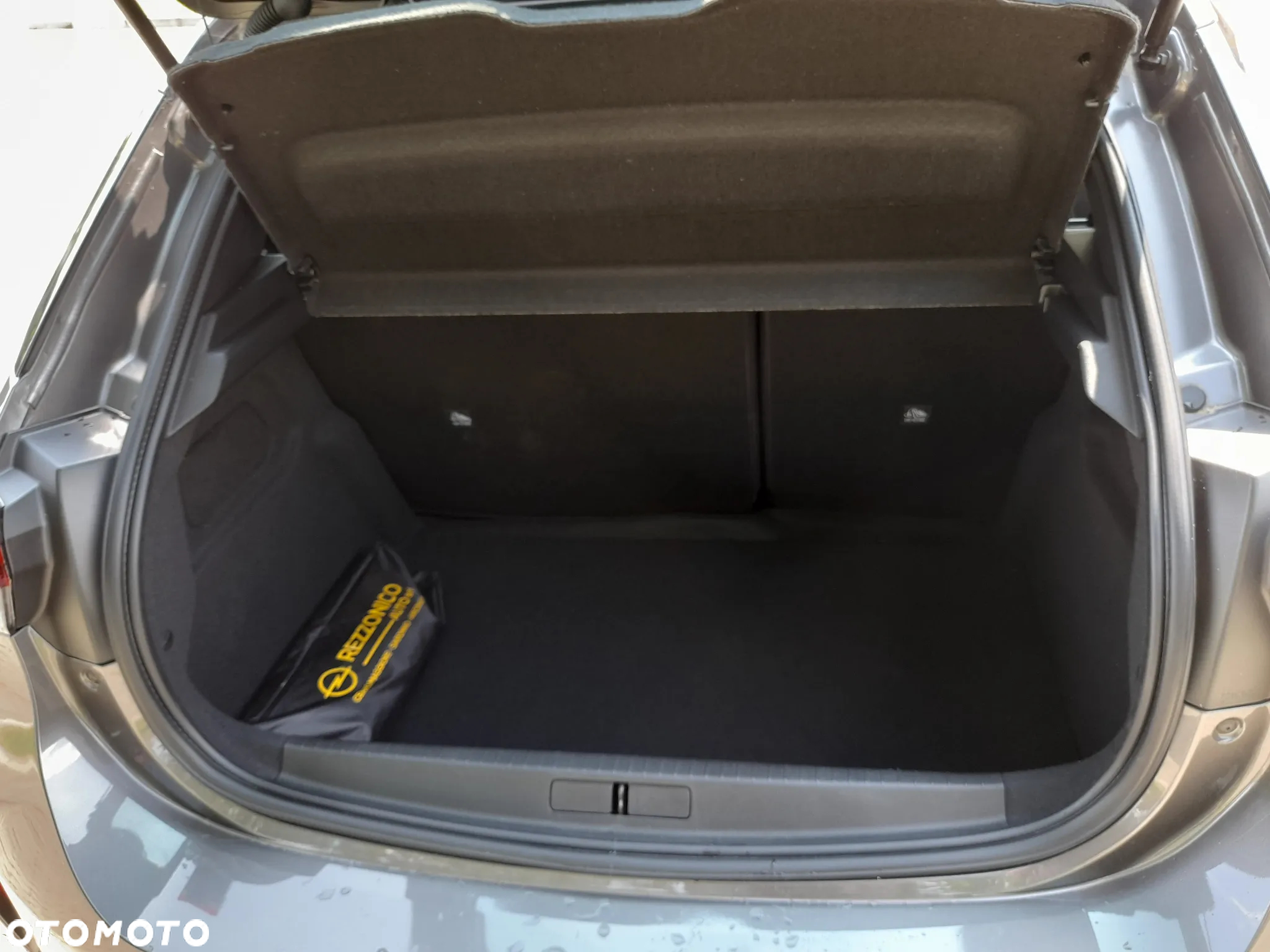 Opel Corsa 1.2 GS Line S&S - 15