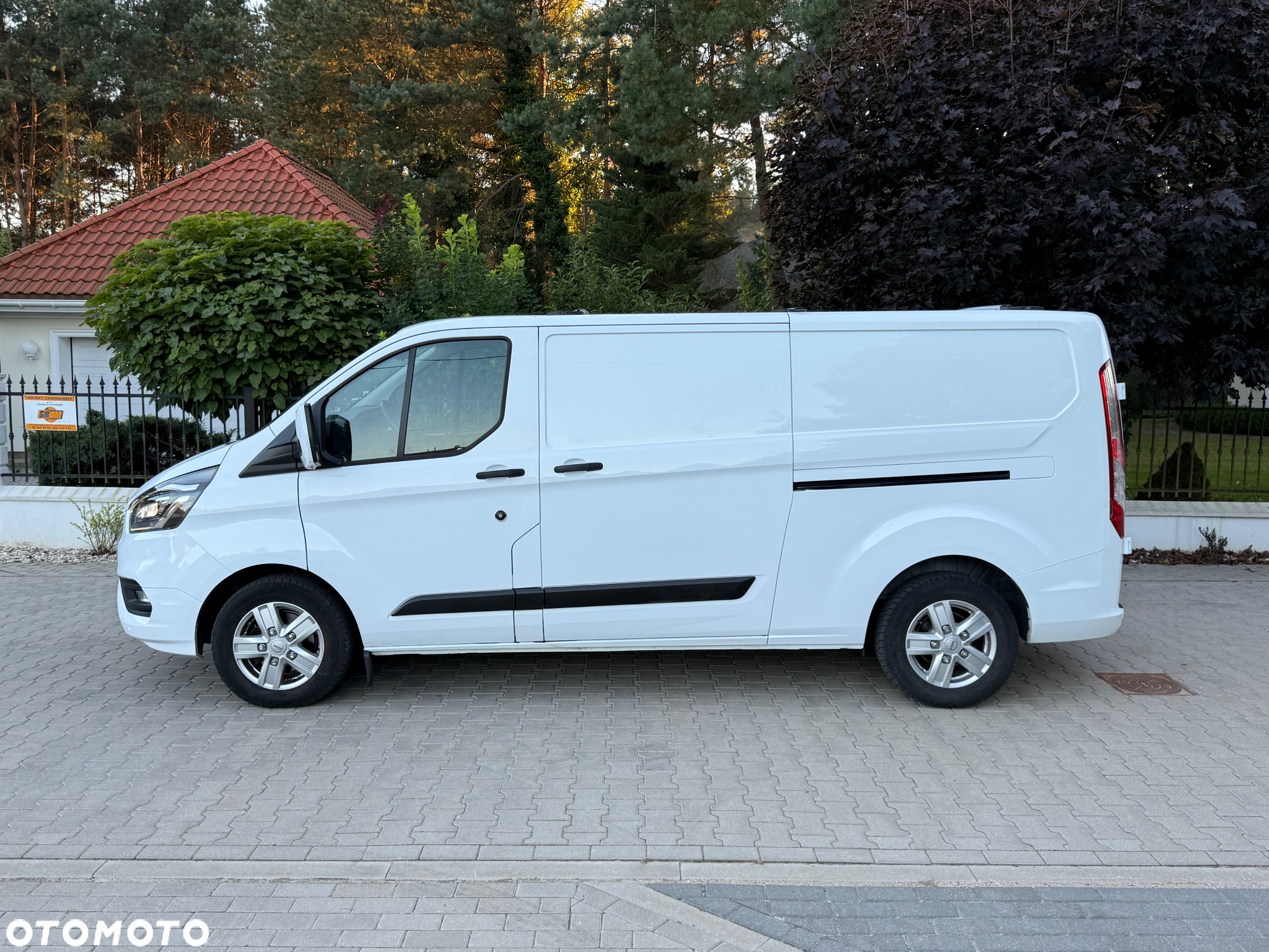 Ford Transit Custom - 10
