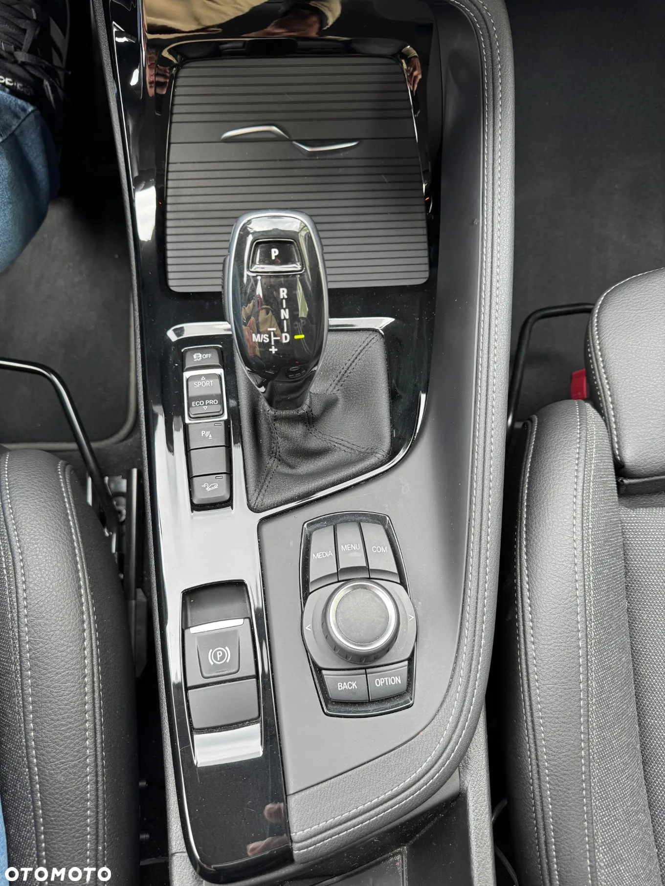 BMW X1 xDrive20i Sport Line - 9