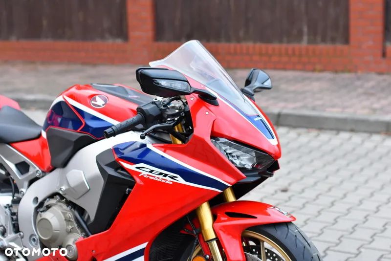 Honda CBR - 4