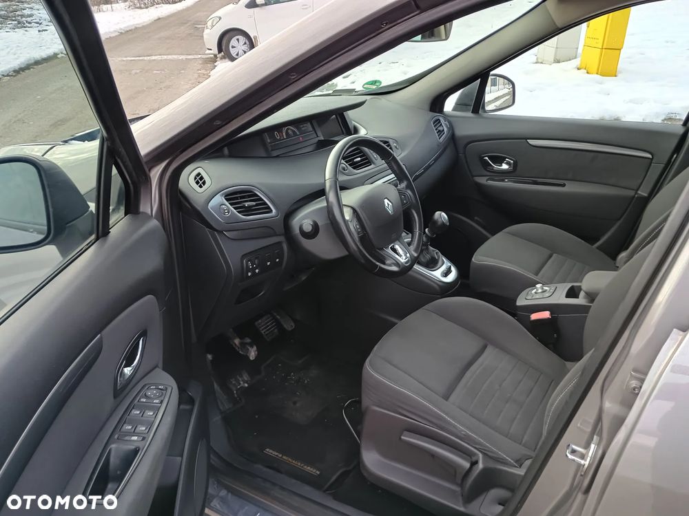 Renault Scenic - 22
