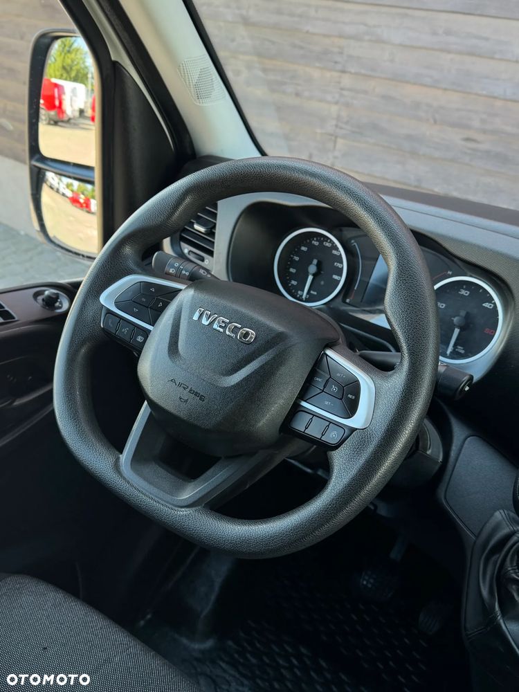 Iveco DAILY - 23