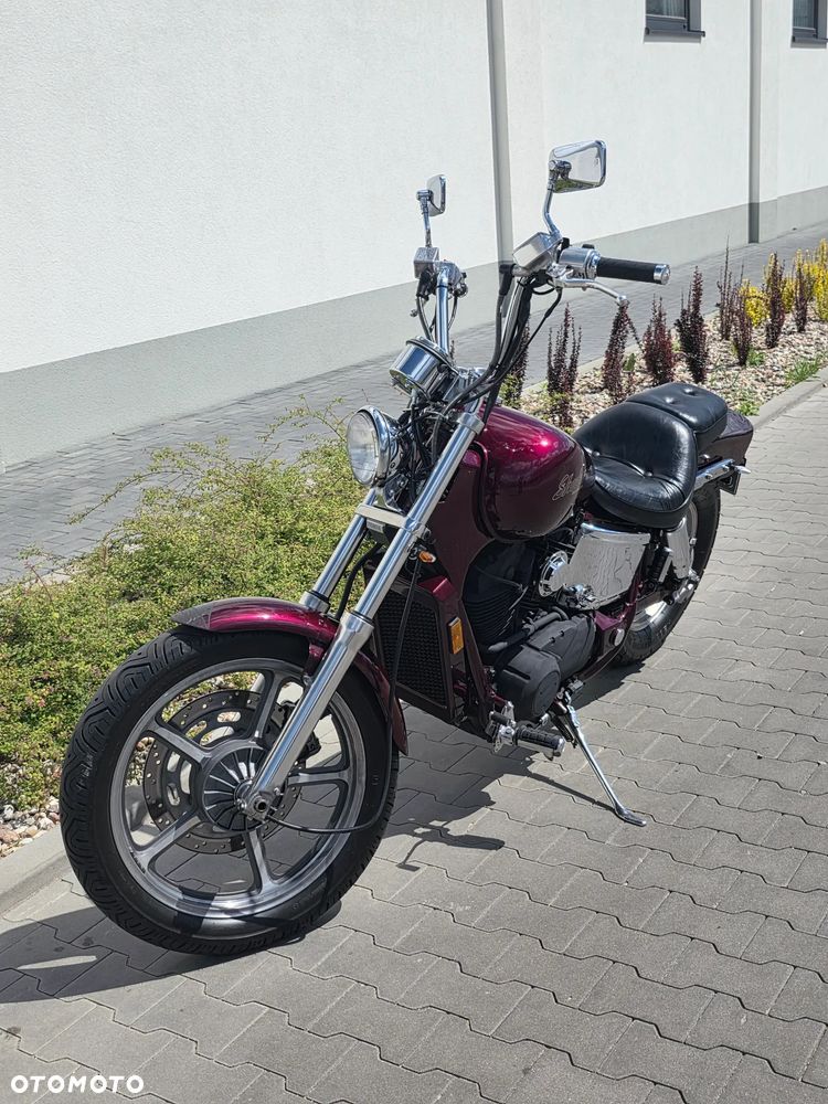 Honda Shadow - 4