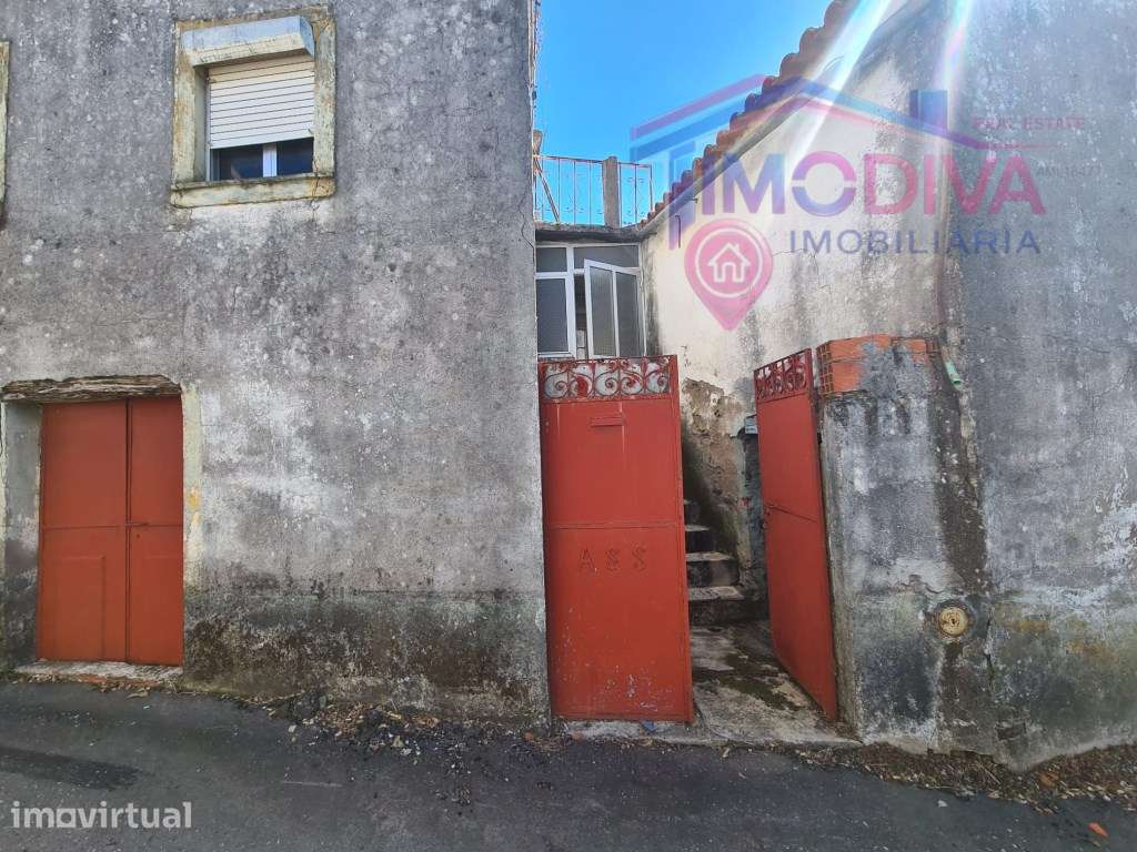 Casa de campo T3, com garagem, localizada em Amoreirinha - Grande imagem: 4/44