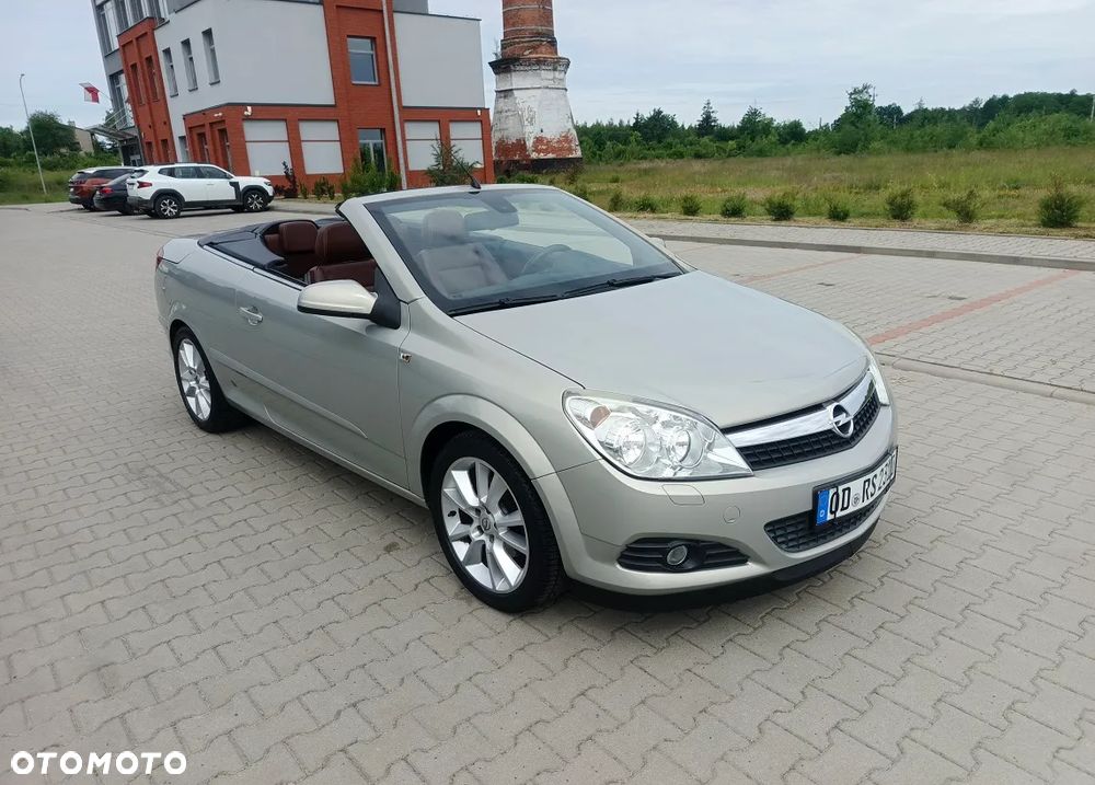 Opel Astra 1.6 Cosmo - 1