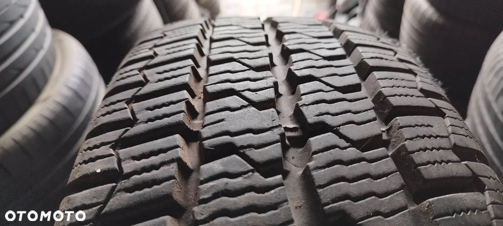 225/75/16c cobtinental vancontact 4season - 6