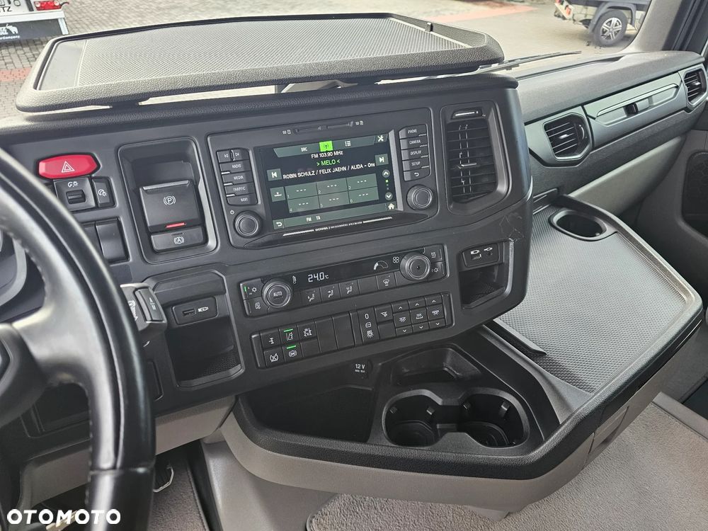 Scania R530 V8 XENON LEDY RETARDER KLIMA POST.HYDRAULIKA! - 28