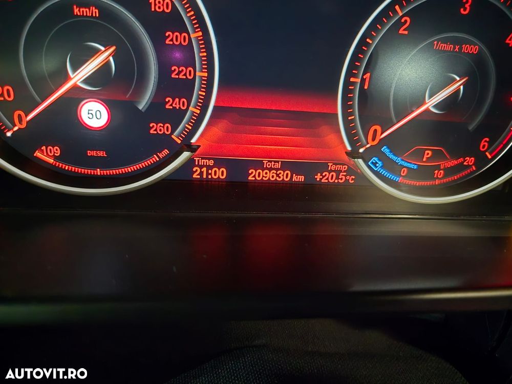 BMW X5 xDrive40d - 15