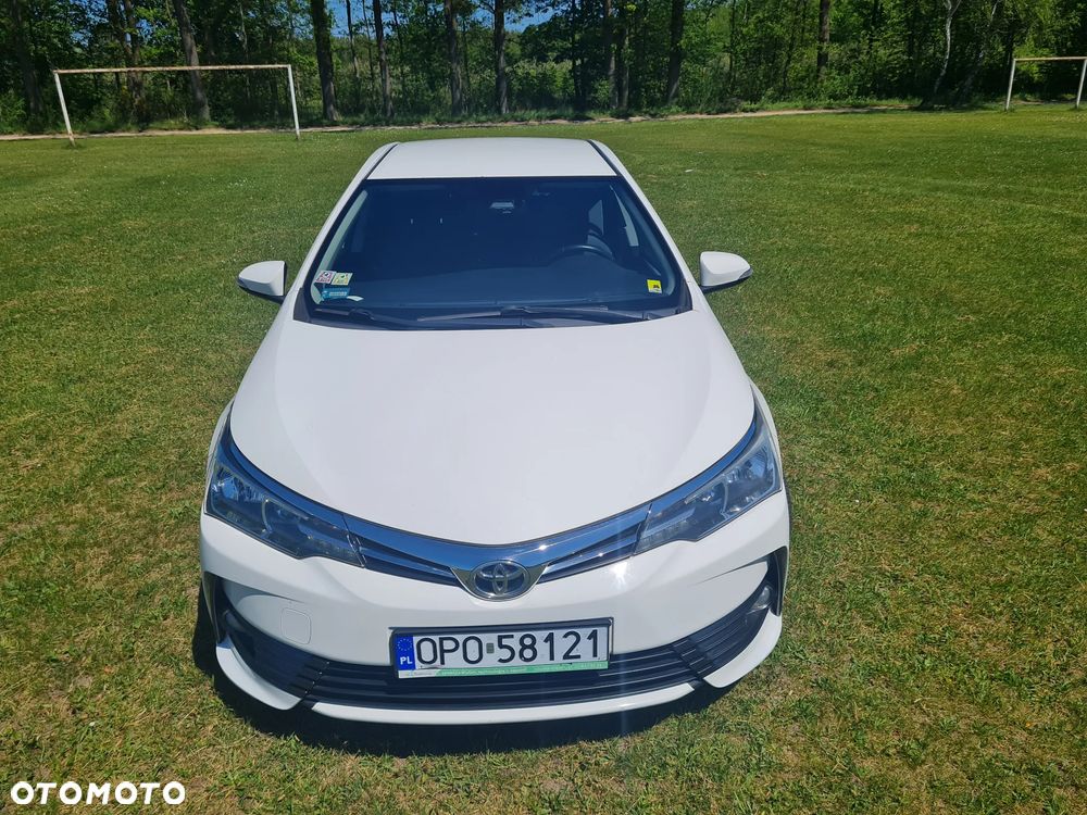 Toyota Corolla 1.4 D-4D Comfort - 17