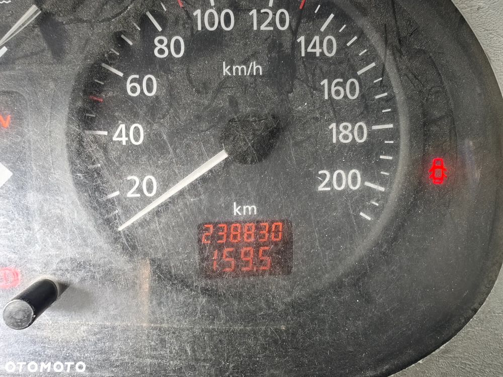 Renault trafic - 8