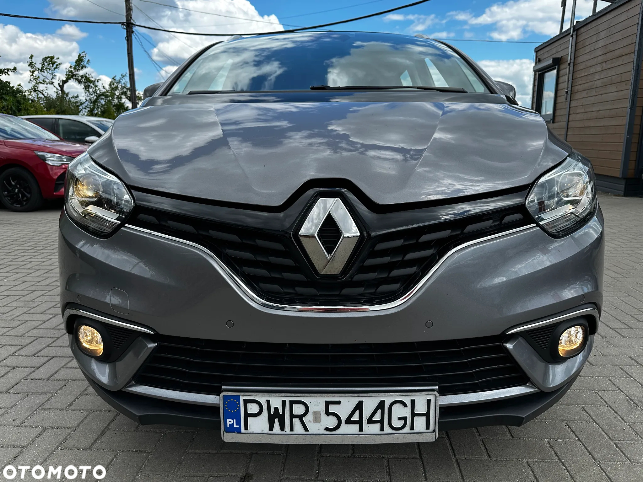 Renault Grand Scenic - 38