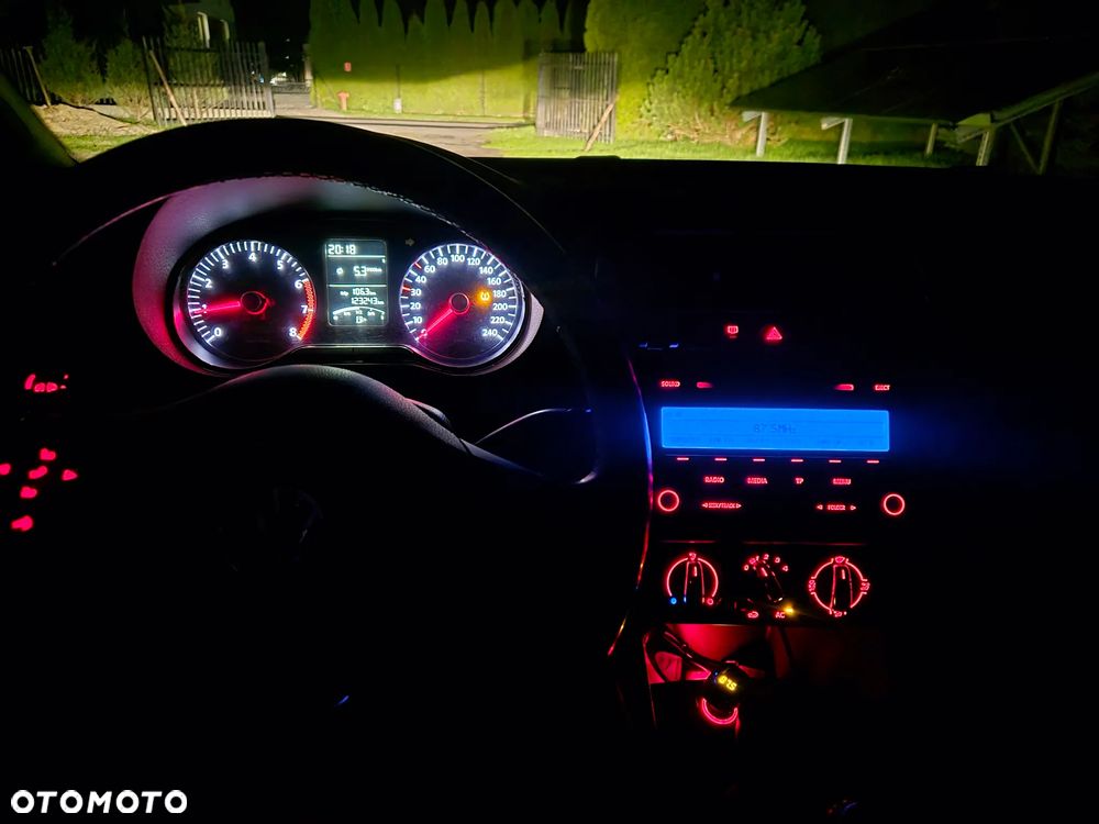 Volkswagen Polo 1.2 12V Comfortline - 11