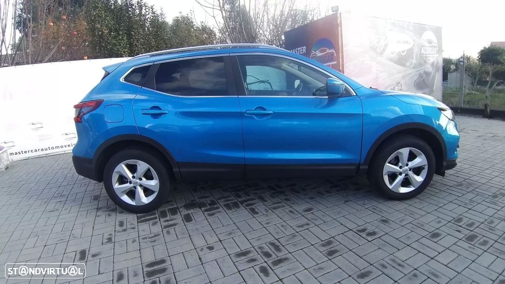 Nissan Qashqai 1.5 dCi N-Connecta RS+PS - 30