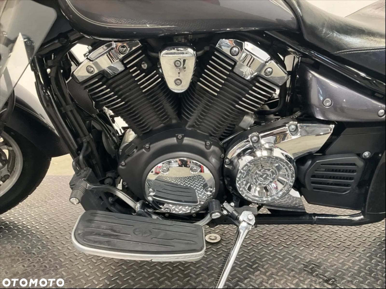 Yamaha XVS - 7
