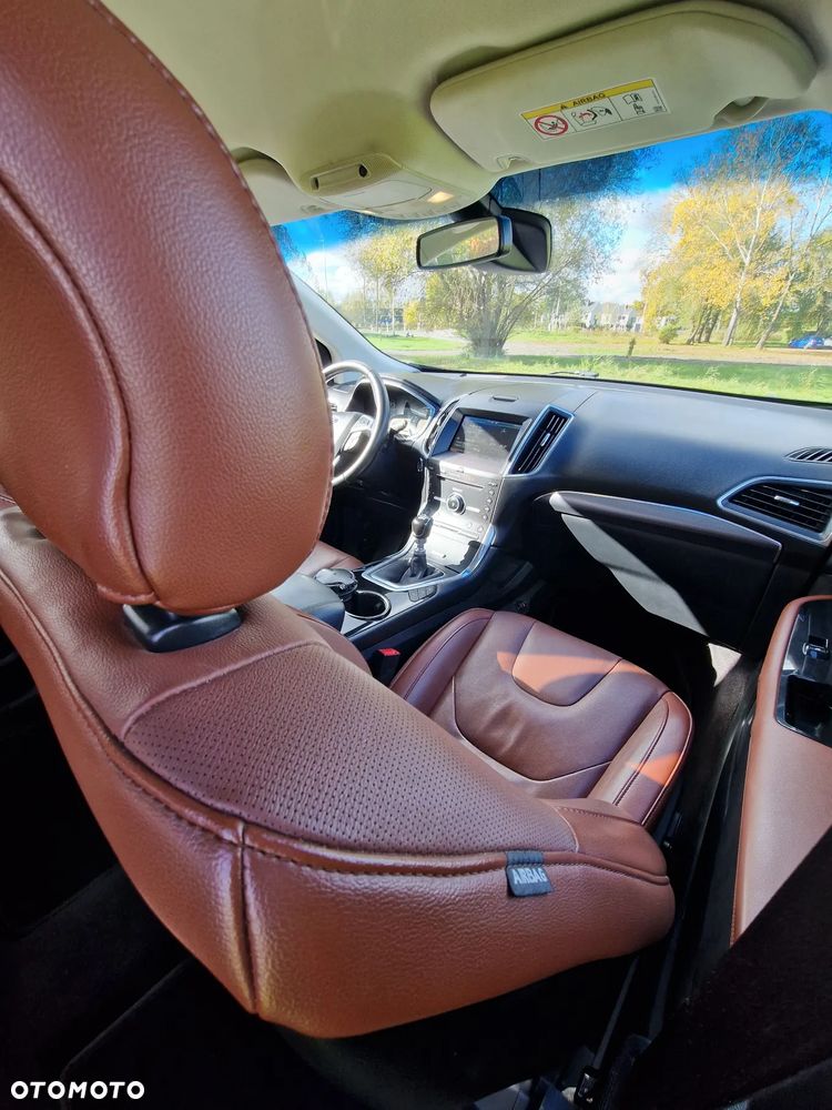 Ford Edge 2.0 TDCi 4WD Titanium - 13