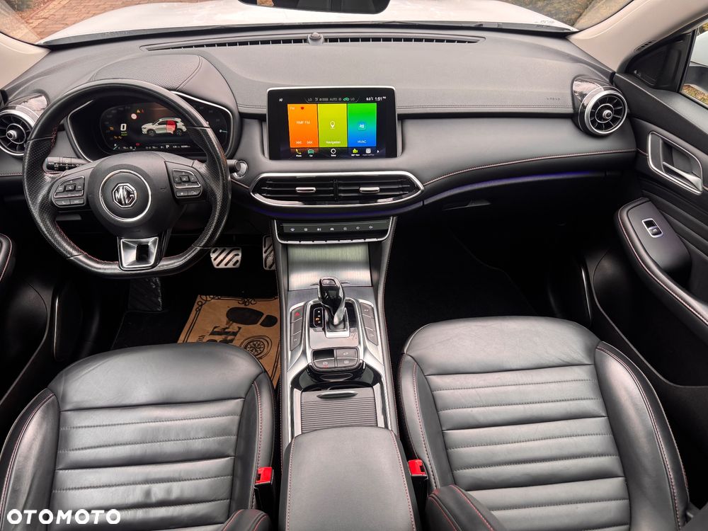 MG EHS Luxury - 30