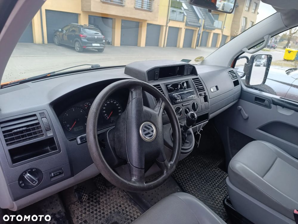 Volkswagen Transporter - 6