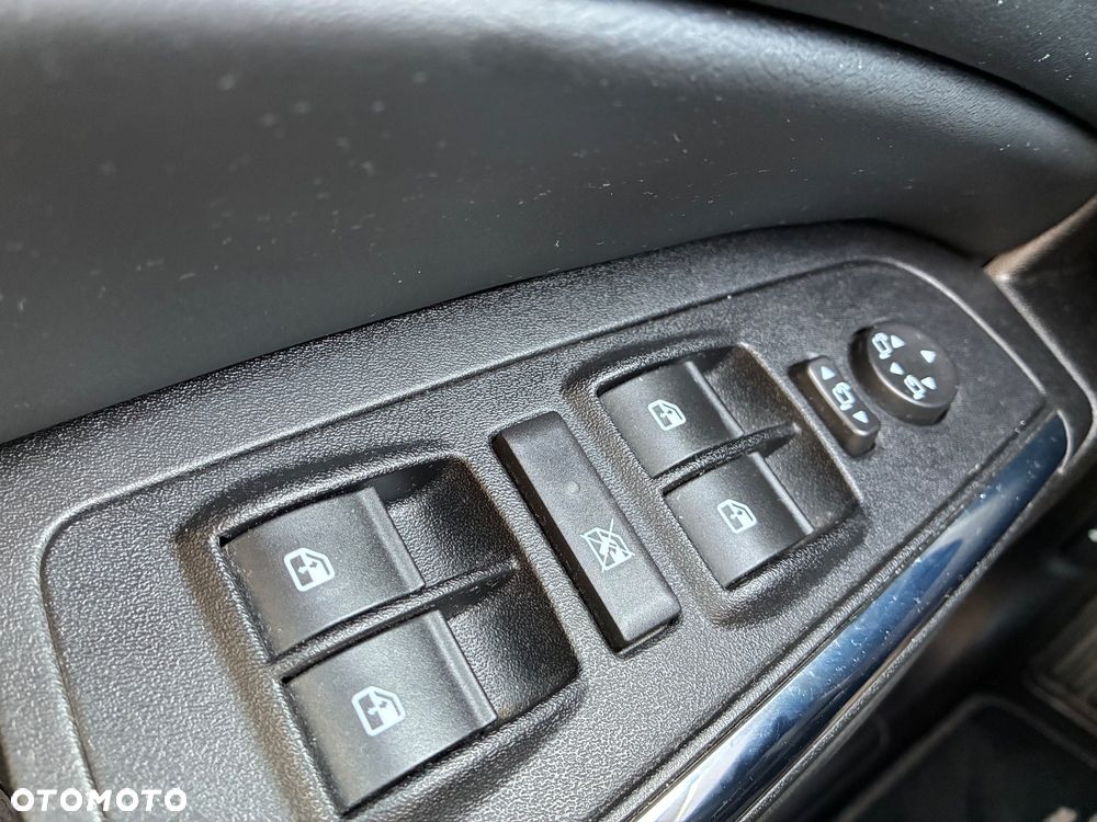 Lancia Delta 1.4 MultiAir 16v Gold - 19