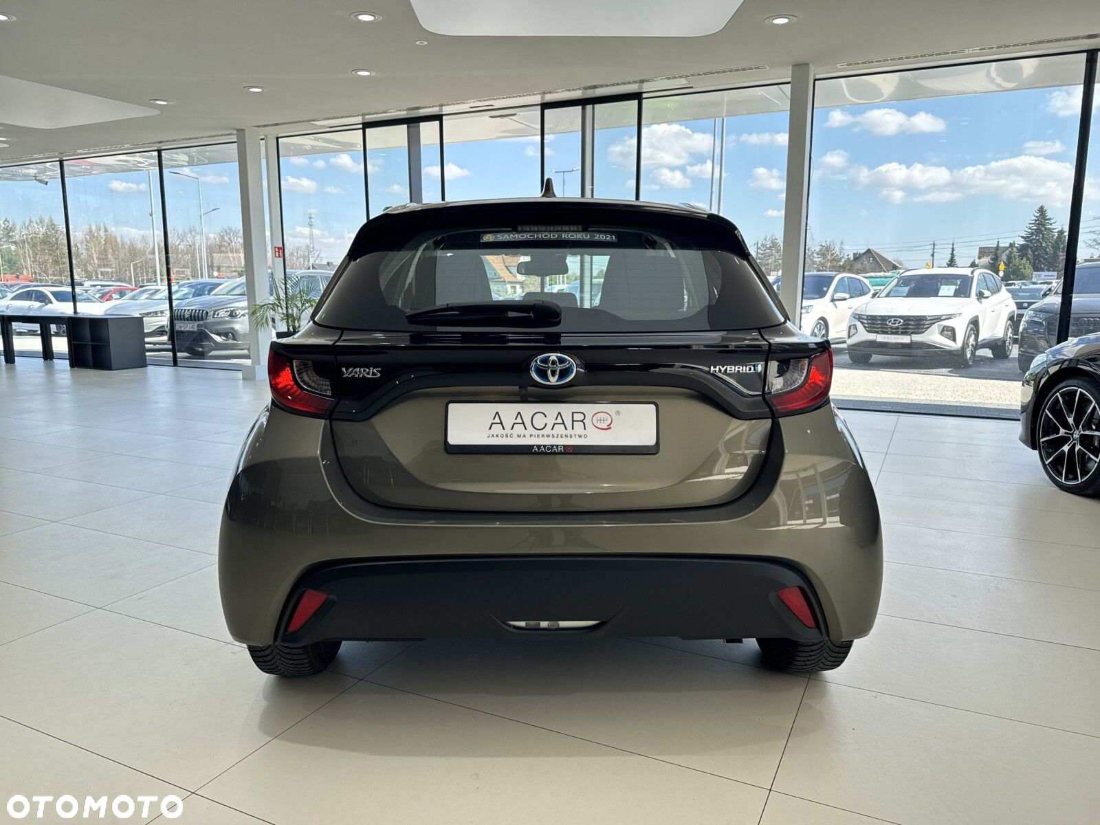 Toyota Yaris - 4