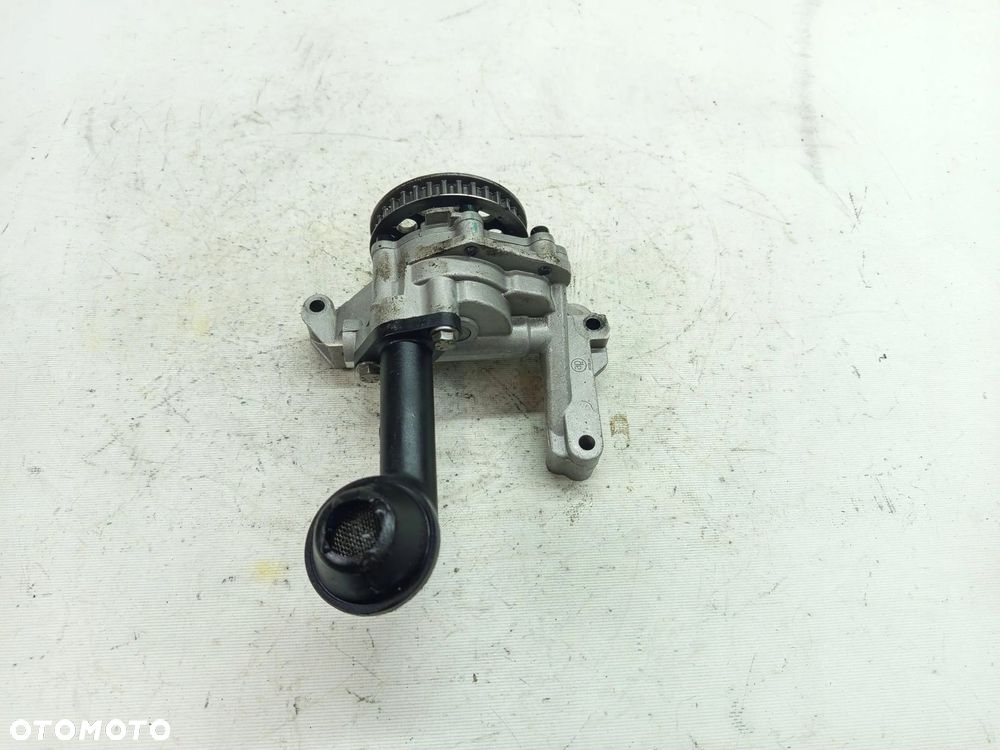 POMPA OLEJU VW GOLF 1.6 TDI CAY SKODA AUDI A3 SEAT - 2